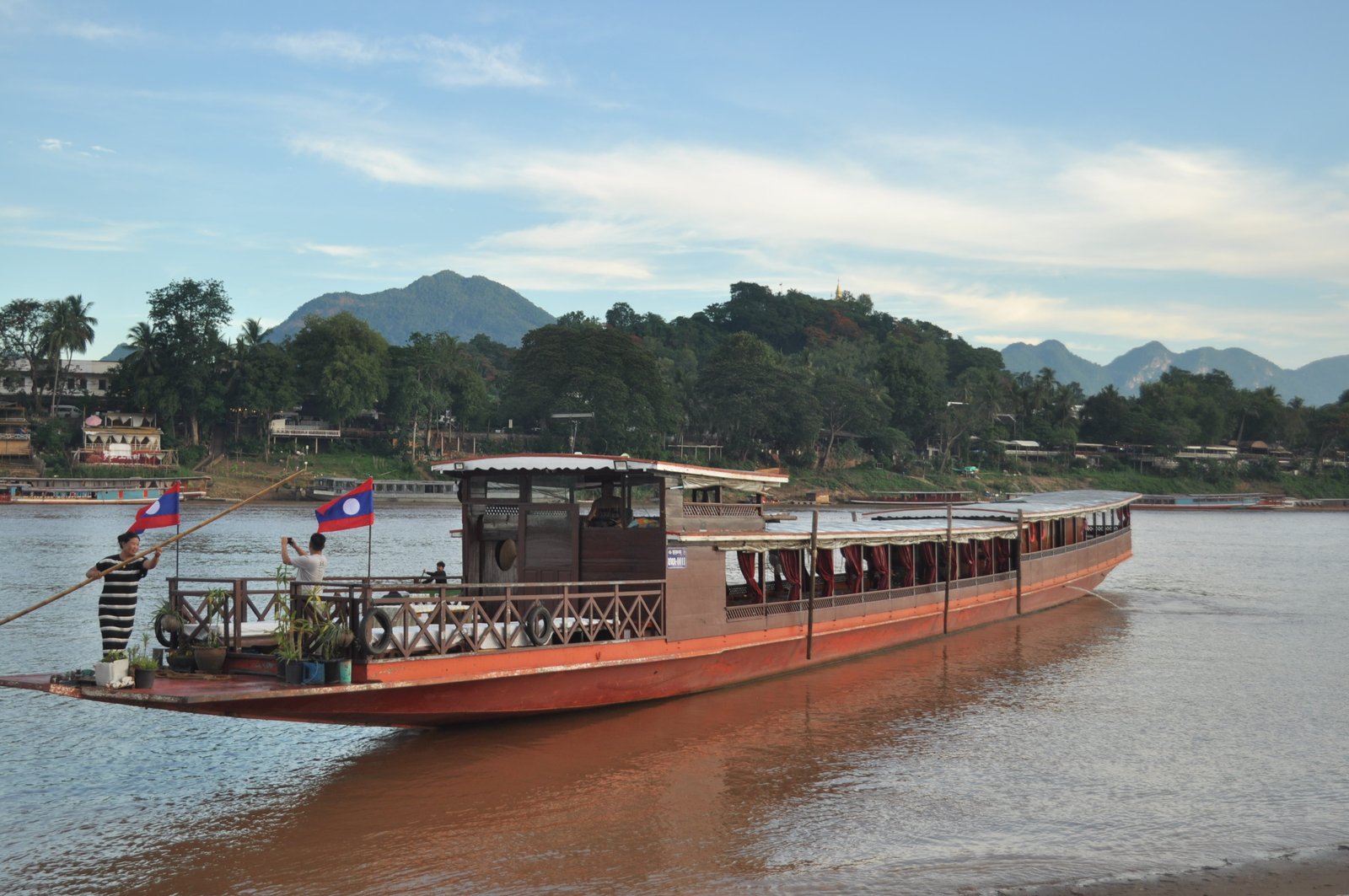 Mekong cruise Luangprabang