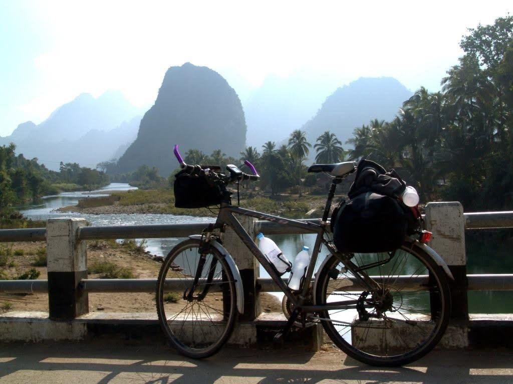 vangvieng cycling